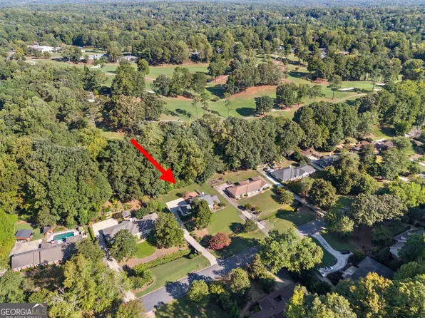 1225 Oakhaven Dr, Roswell, GA 30075