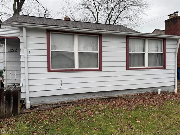 1222 E 360th St, Eastlake, OH 44095