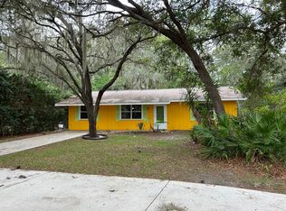 110 Park St, Inglis, FL 34449