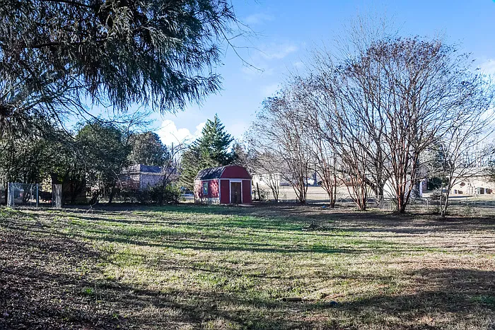 112 Becky Ln — Photo 13