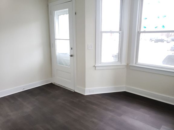 5th image of 24 N Main St #4515C4093