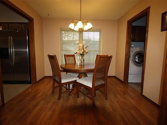 4th image of 1417 Flamingo Dr