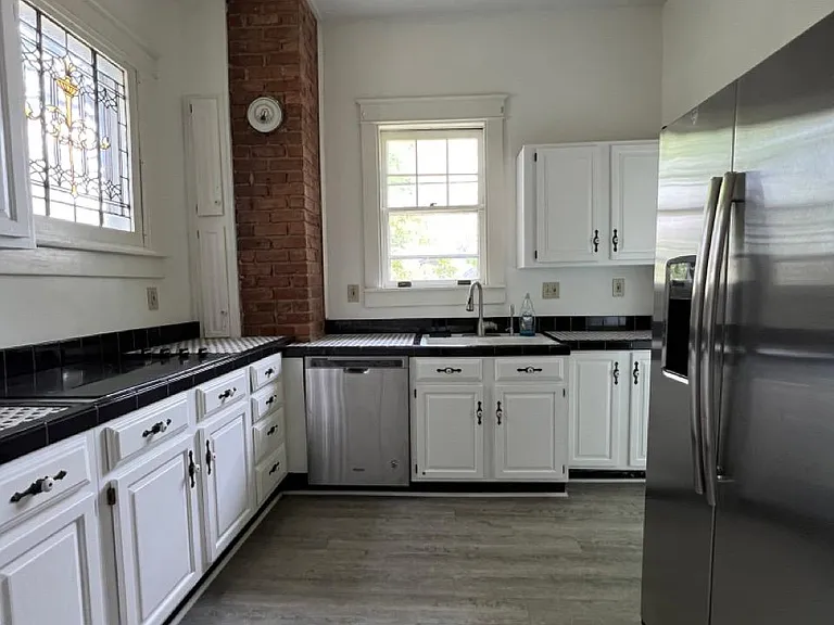 1712 Linden Ave #2 — Photo 10