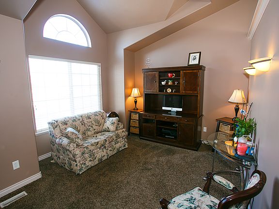 2nd image of 5059 W Amber Rose Ln