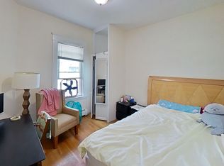 31 Plymouth St #3, Cambridge, MA 02141