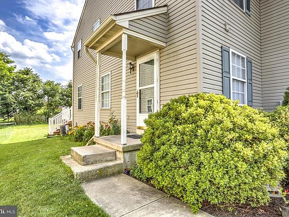 4th image of 203 Elmshire Dr