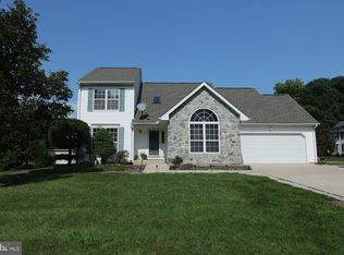 8 Smalleys Cv, Newark, DE 19702