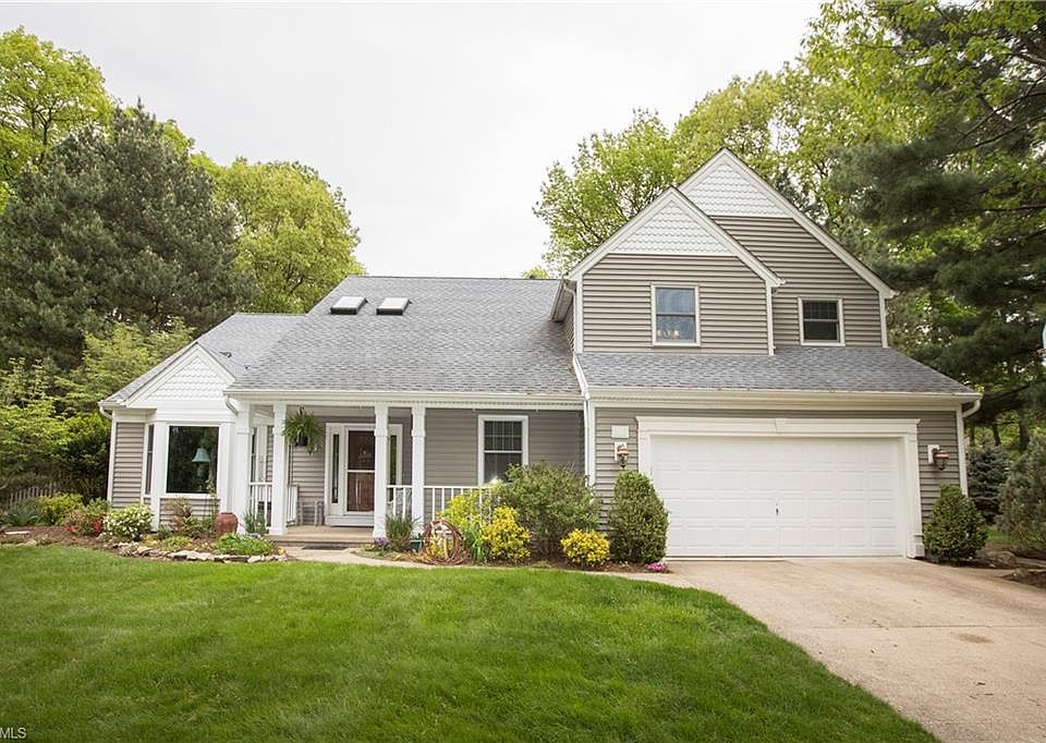 1st image of 303 Bayview Dr