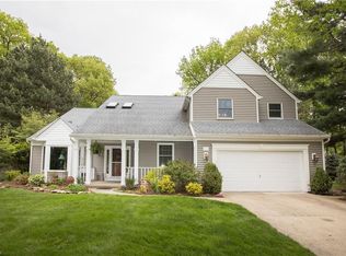 303 Bayview Dr, Avon Lake, OH 44012