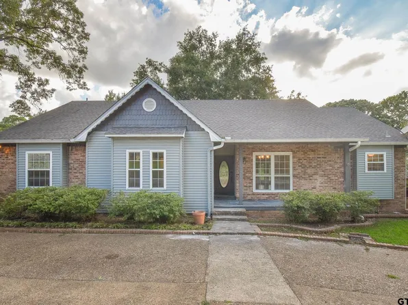 104 Williamsburg Ln, Bullard, TX 75757