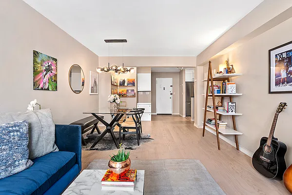 Sold by Compass | media 2