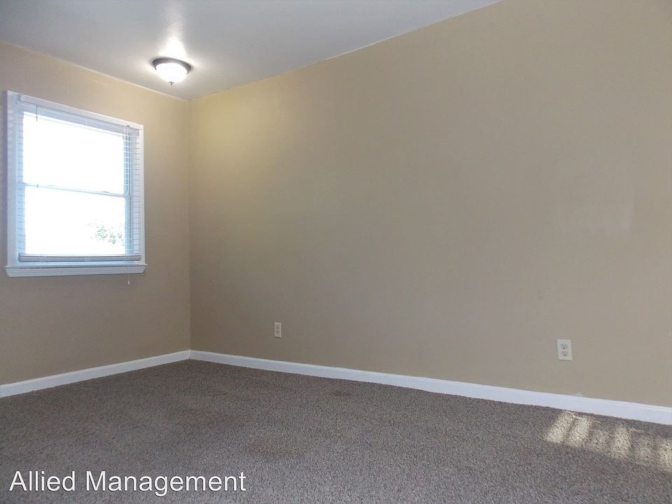 1st image of 1416 Townley Dr APT O