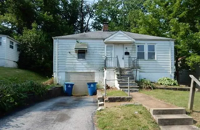580 Cosie Dr photo 1