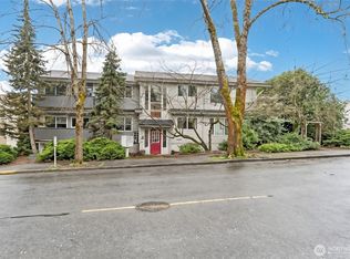 12567 35th Avenue NE #204, Seattle, WA