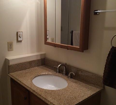 4th image of 105 N Elmarch Ave