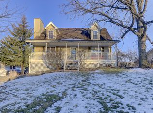 80 S Chase Dr, Crown Point, IN 46307