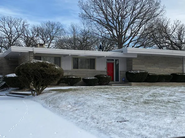 6339 Cleveland St, Merrillville, IN 46410