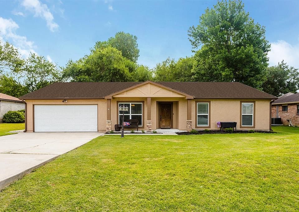 1st image of 12652 Hackberry Dr