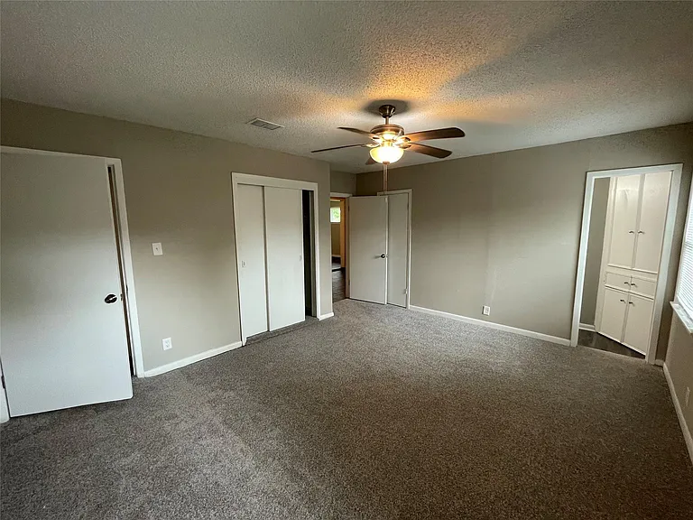 2526 Jackson St — Photo 9