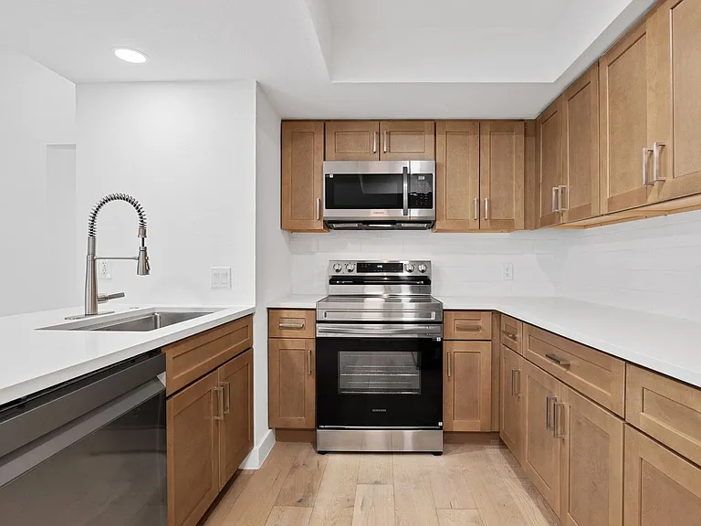 1905 Cedar Ridge Dr #A — Photo 10