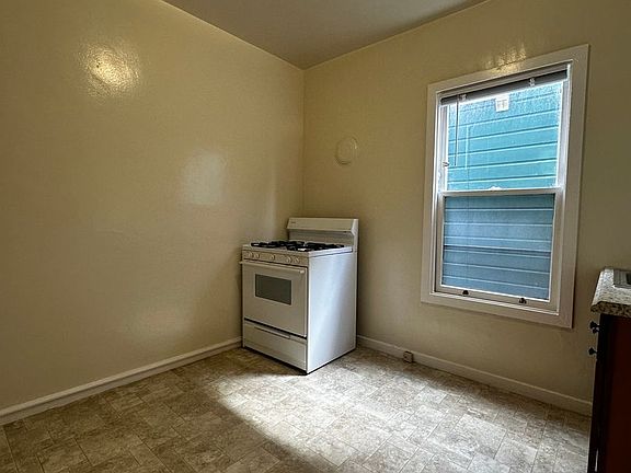 5th image of 839 Haight St #1194R