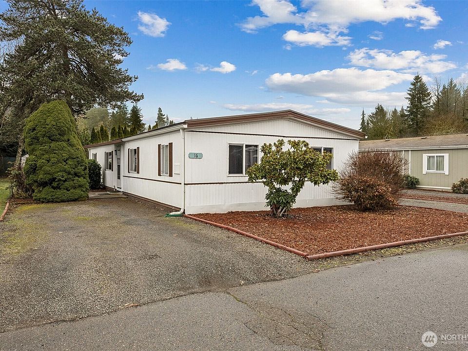 1st image of 9900 Blomberg Street SW #16