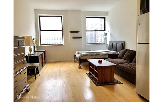 Rented by Douglas Elliman | media 18