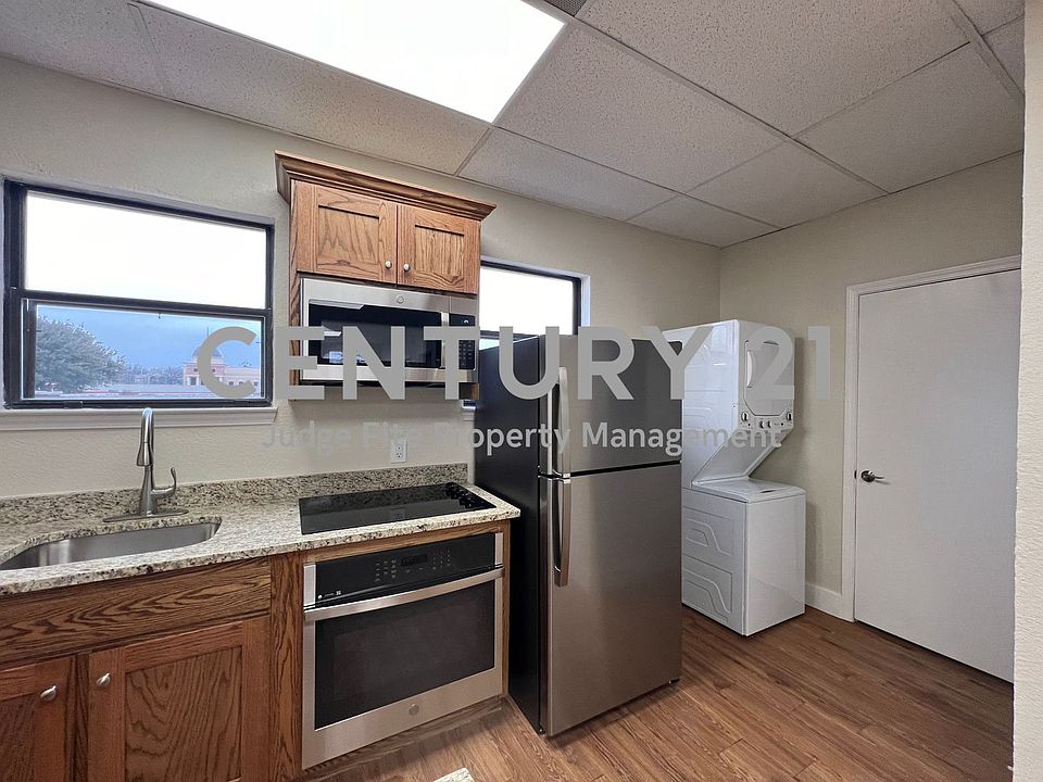 1st image of 919 S Carroll Blvd #202