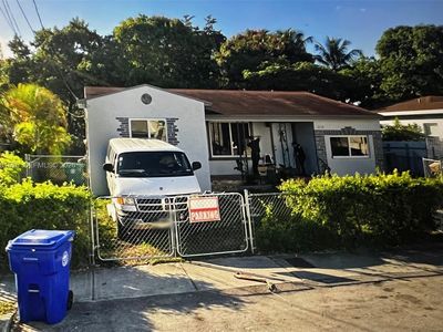 1450 NW 35th St, Miami, FL, 33142