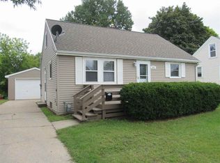 904 Gallagher St, Green Bay, WI 54303