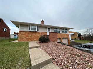 263 Robinhood Rd, Pittsburgh, PA 15220