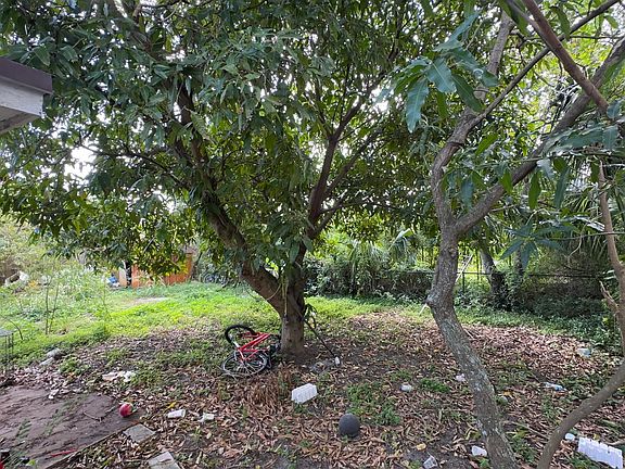 5th image of 3558 Betty Ann Court E