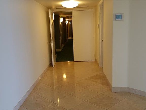 4th image of 6301 Collins Ave #2