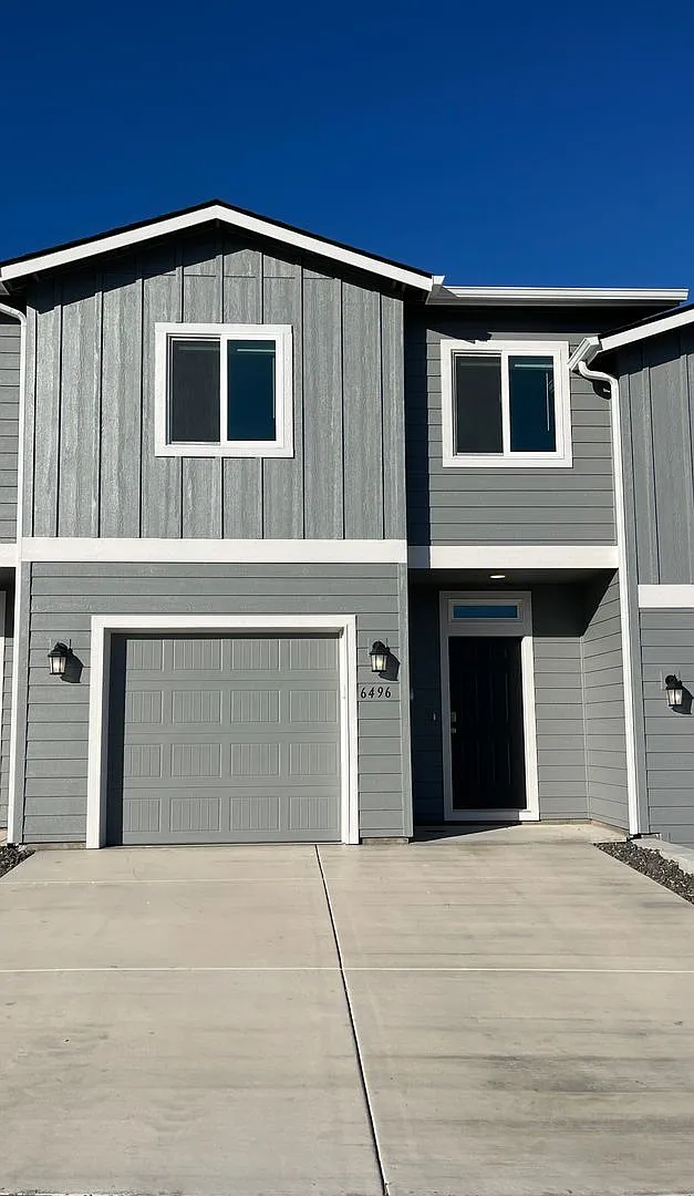 Townhome for Rent! — Photo 1