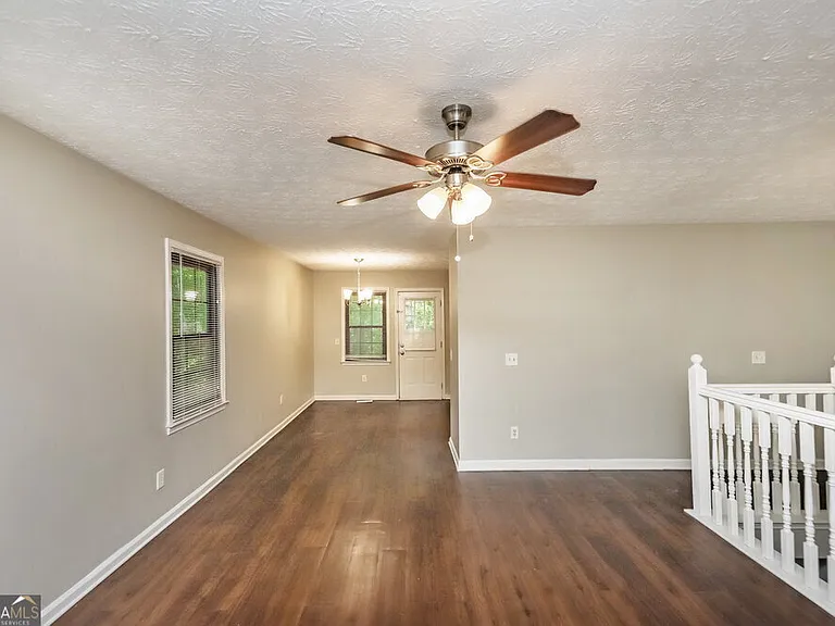 187 Sherwood Forest Dr — Photo 6