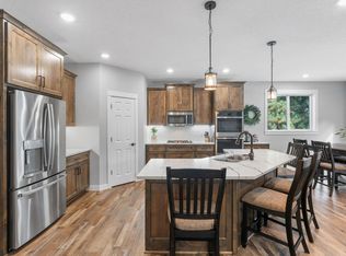 21873 Drake St NW, Oak Grove, MN 55011