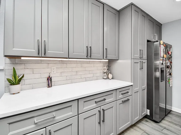 834 Ellington St — Photo 17