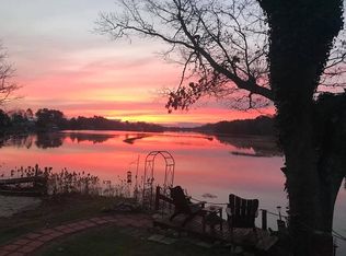 54 Canedy St, Wareham, MA 02571