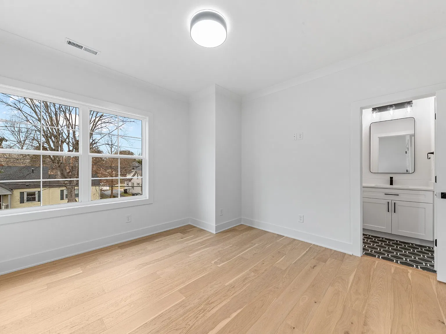 414 Conant Street - 1 — Photo 4