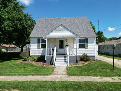 325 W 2nd St, El Paso, IL, 61738