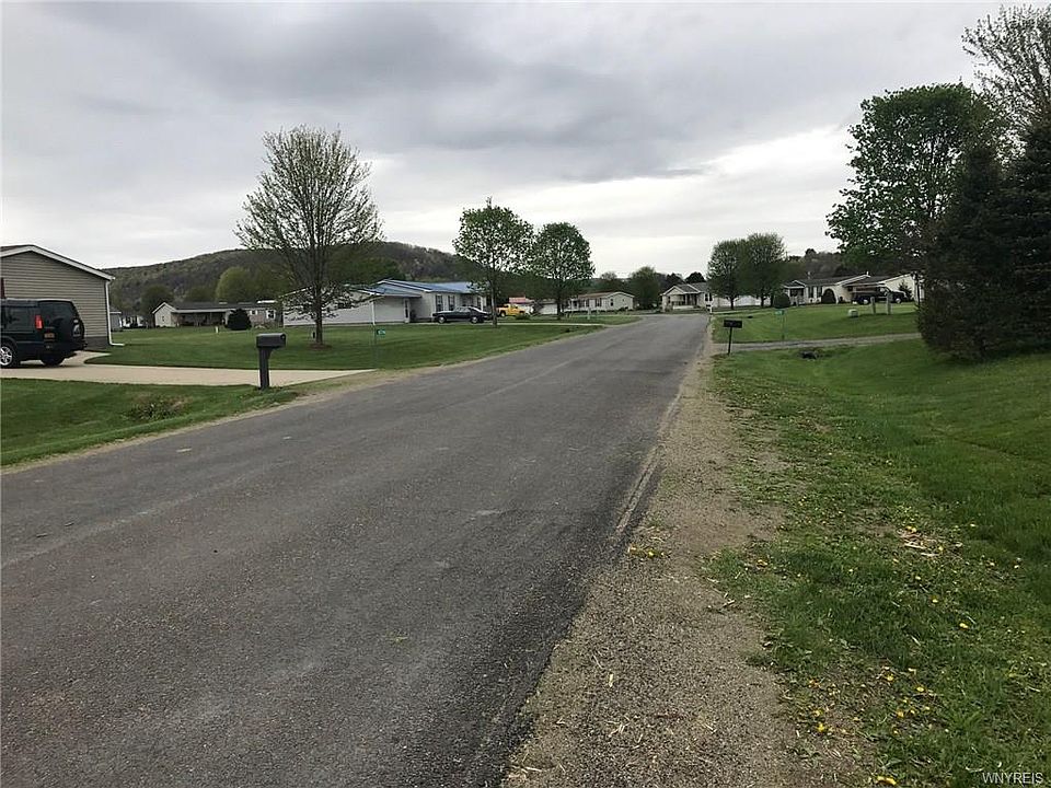 2nd image of 6241 Valley Dr