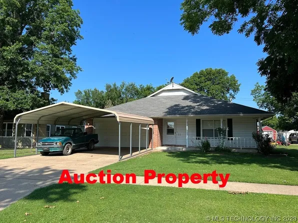 112 S Coo Y Yah St, Pryor, OK 74361