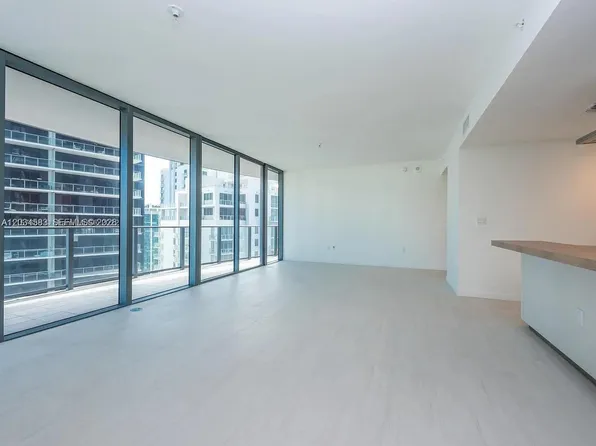 1000 Brickell Plz #3509, Miami, FL 33131
