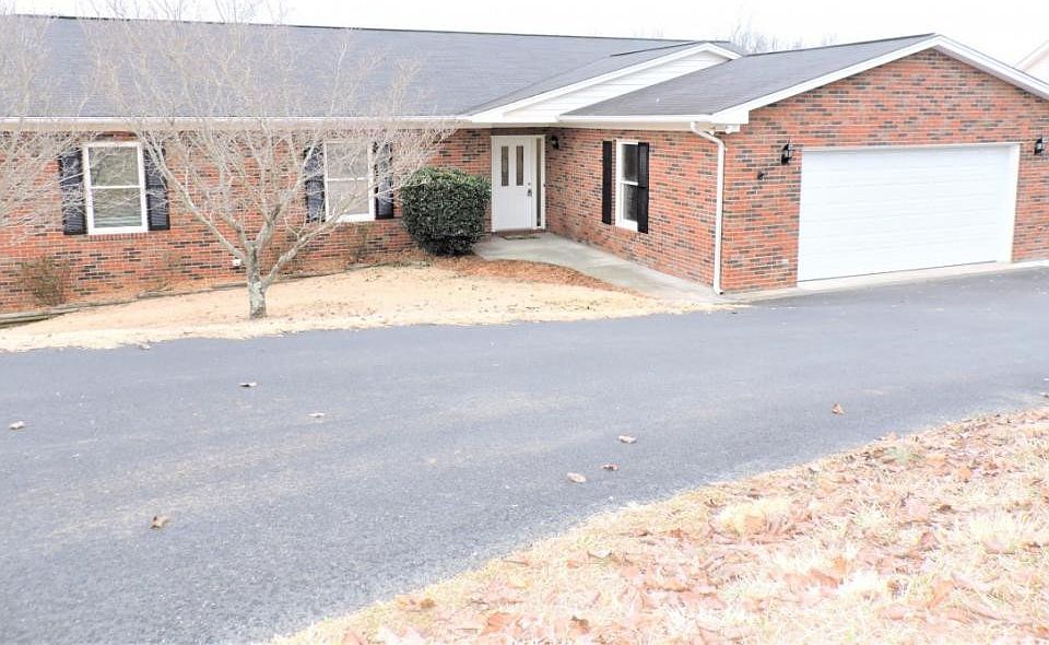 1st image of 209 Chaney Dr