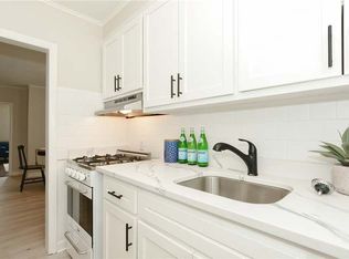 13 Siegel St #1, Bristol, RI 02809