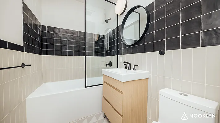 Rented by Nooklyn NYC LLC | media 9