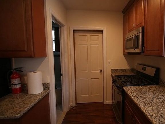 2nd image of 26 Gould St