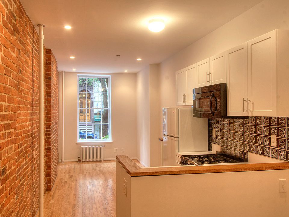 1st image of 315 E 81st St APT 1FE