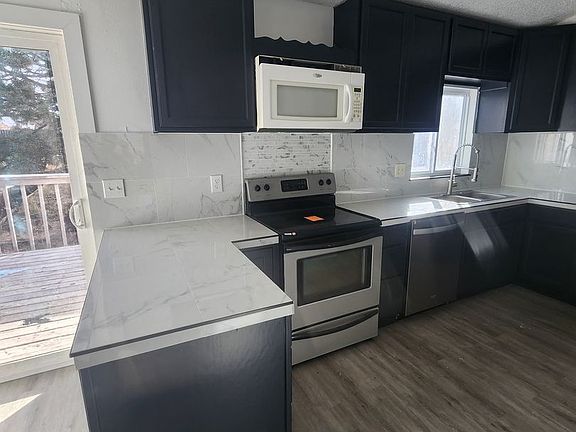 3rd image of 1315 Shadberry Ct