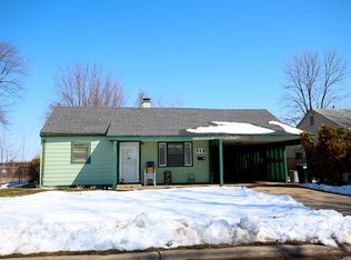 712 Bethume Ct, Champaign, IL
